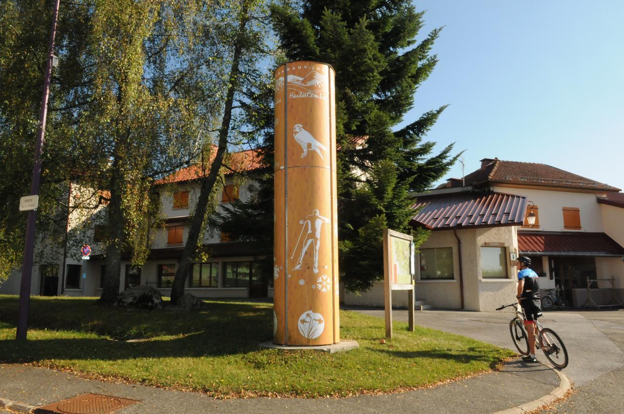 Le Relais Nordique Hotel Giron Eksteriør billede